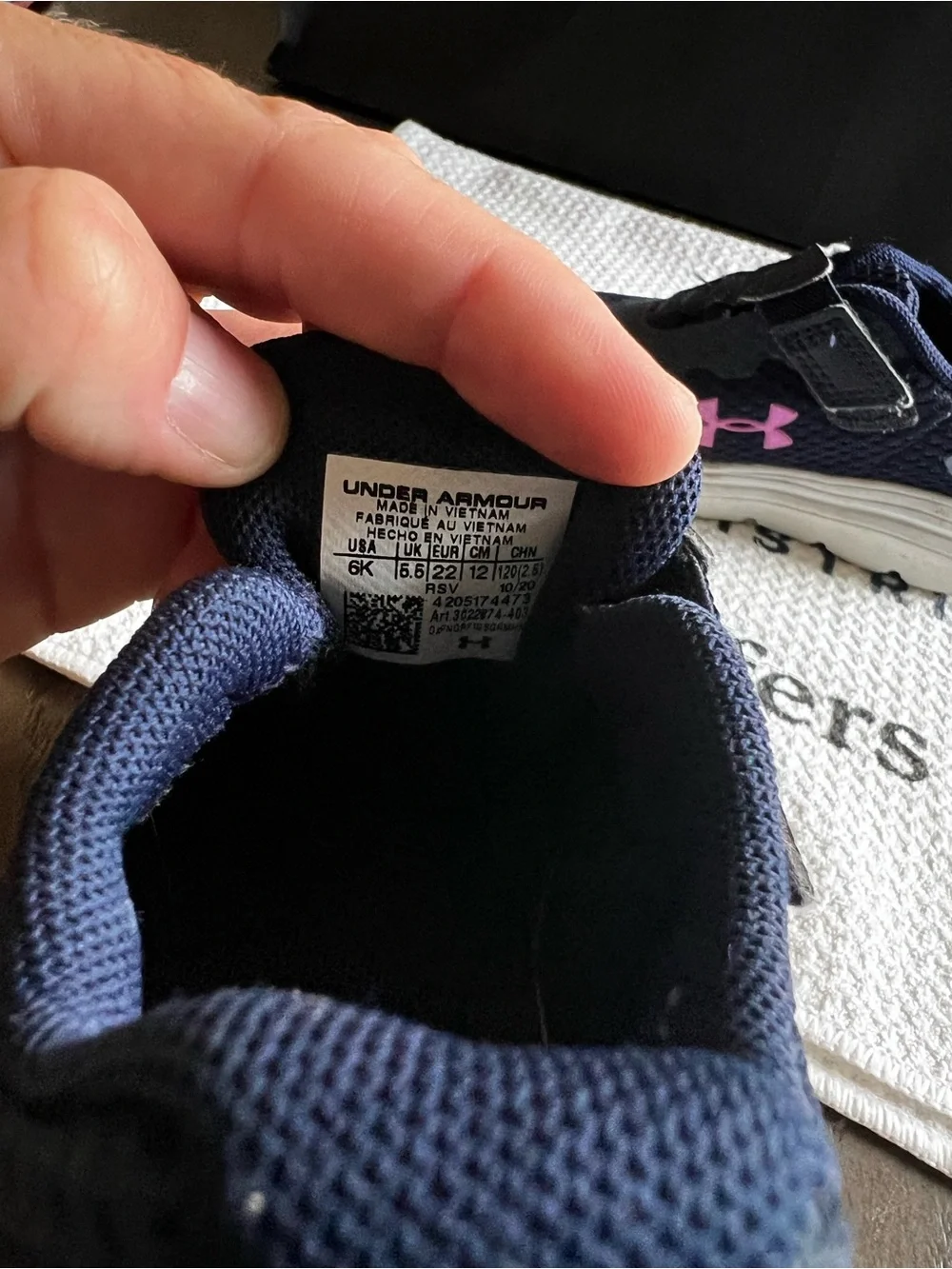Under Armour Kids Navy & Pink Hook-and-Loop Athletic Sneakers